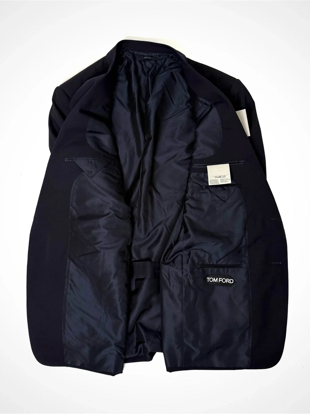 NWT Tom Ford Navy Blazer | $3870 - 46R